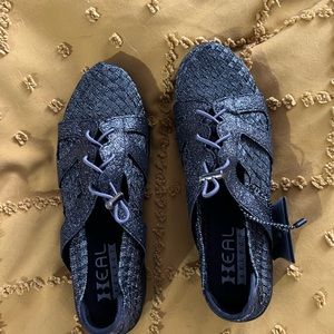 Heal Select women’s shoes